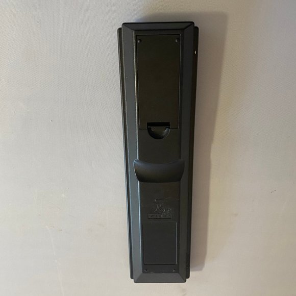 JVC DVD Player Remote Control - Picture 4 of 5